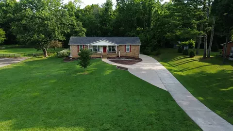 215 Maple Way, Mount Juliet, TN 37122