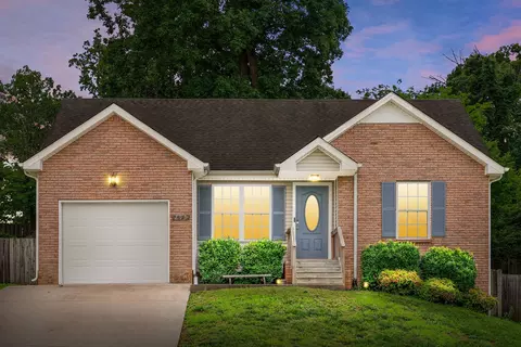 709 Arrowfield Dr, Clarksville, TN 37042