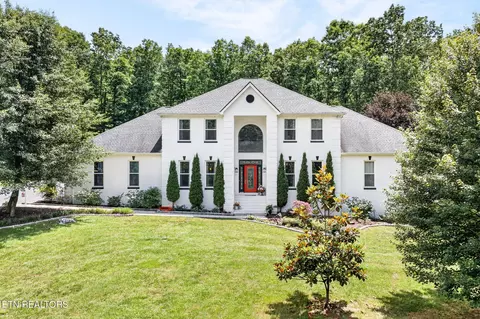 307 Laurel Cir, Crossville, TN 38555