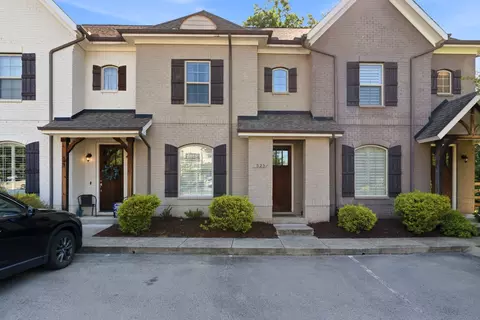 525 Harpeth Park Dr, Nashville, TN 37221
