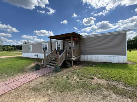 2333 Shady Grove Rd, Mckenzie, TN 38201