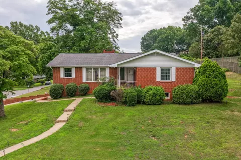 618 Melville Ave, Chattanooga, TN 37412