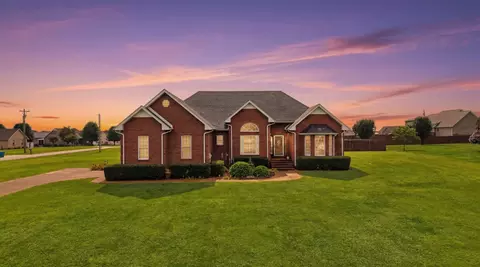 31 Richland Hills Dr, Manchester, TN 37355