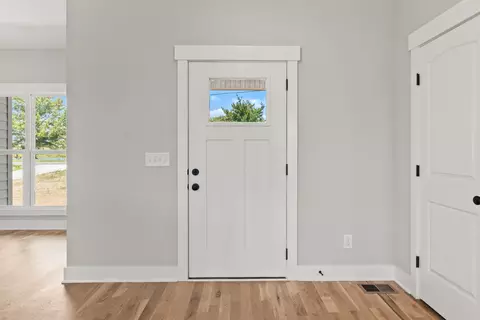 Entry Way - 5638 Borthick Rd, Springfield, TN 37172 photo 3 of 3