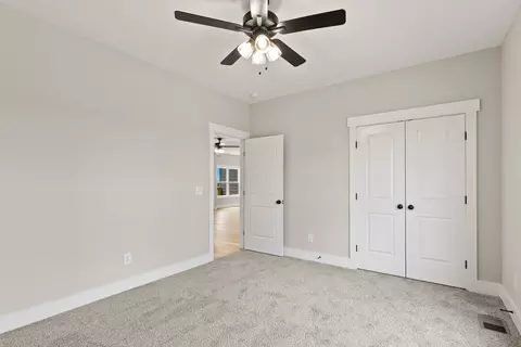 Bedroom - 5638 Borthick Rd, Springfield, TN 37172 photo 8 of 9