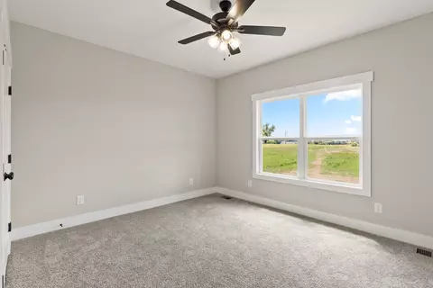Bedroom - 5638 Borthick Rd, Springfield, TN 37172 photo 5 of 9