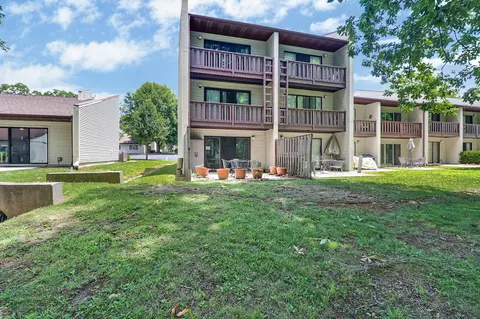 48 Wilshire Heights Dr, Crossville, TN 38558