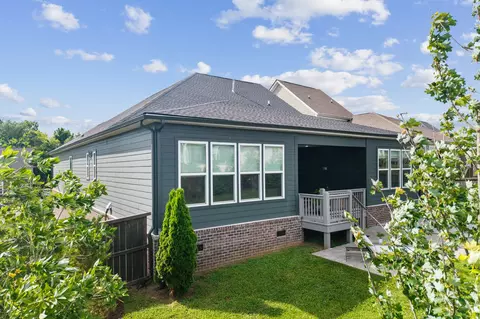Exterior - 4043 John Marsh Rd, Spring Hill, TN 37174 photo 8 of 11