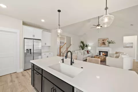Kitchen - 4043 John Marsh Rd, Spring Hill, TN 37174 photo 3 of 4