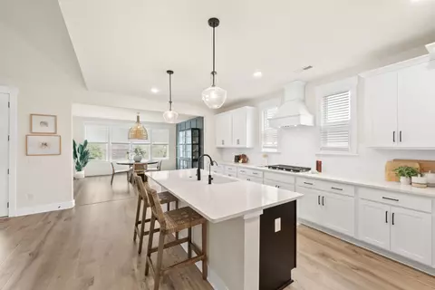 Kitchen - 4043 John Marsh Rd, Spring Hill, TN 37174 photo 4 of 4