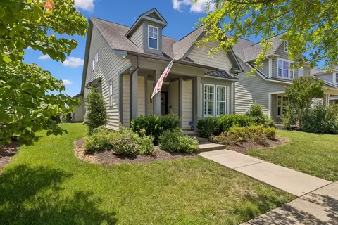 2816 Americus Dr, Thompsons Station, TN 37179