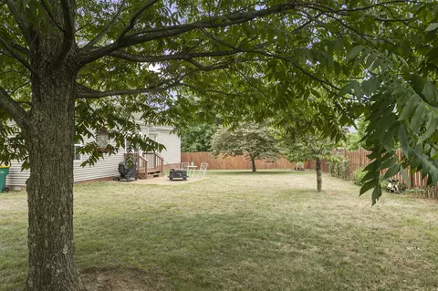 Exterior - 1024 Persimmon Dr, Spring Hill, TN 37174 photo 11 of 11