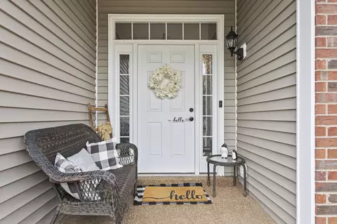 Exterior - 1024 Persimmon Dr, Spring Hill, TN 37174 photo 4 of 11