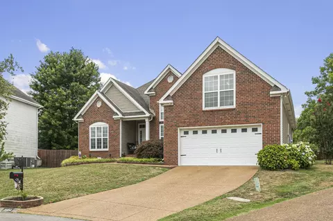 Exterior - 1024 Persimmon Dr, Spring Hill, TN 37174 photo 3 of 11