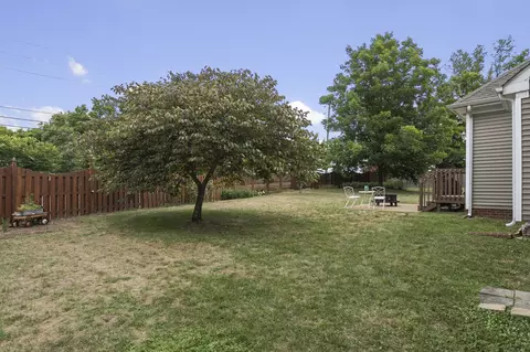 Exterior - 1024 Persimmon Dr, Spring Hill, TN 37174 photo 5 of 11