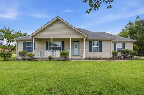 7120 Alexandria Dr, Murfreesboro, TN 37129