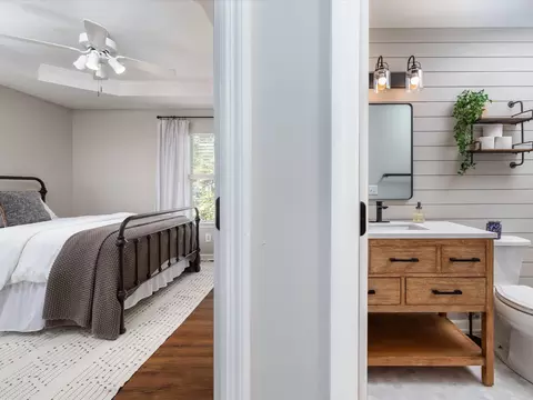 Bath - 620 Independence Dr E, Franklin, TN 37067 photo 7 of 7