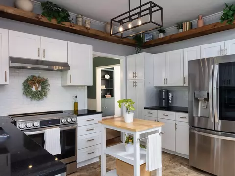 Kitchen - 620 Independence Dr E, Franklin, TN 37067 photo 5 of 7