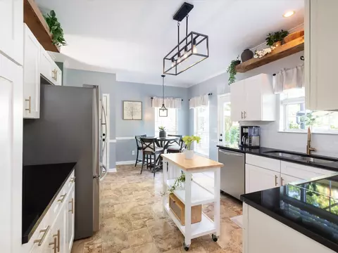 Kitchen - 620 Independence Dr E, Franklin, TN 37067 photo 3 of 7