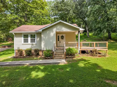 266 Denny Rd, Clarksville, TN 37043