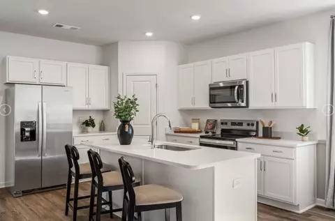 Kitchen - 111 Jasper Way, White Bluff, TN 37187 photo 2 of 5