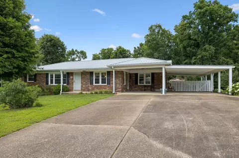 708 Hickory St, Centerville, TN 37033