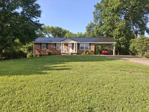 329 Pitts Ave, Old Hickory, TN 37138