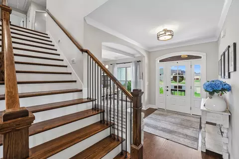 Entry Way - 2729 Carousel Dr, Murfreesboro, TN 37128 photo 3 of 10