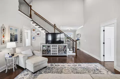 Entry Way - 2729 Carousel Dr, Murfreesboro, TN 37128 photo 7 of 10