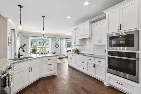 Kitchen - 2729 Carousel Dr, Murfreesboro, TN 37128 photo 5 of 5