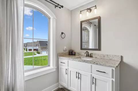 Bath - 2729 Carousel Dr, Murfreesboro, TN 37128 photo 8 of 8