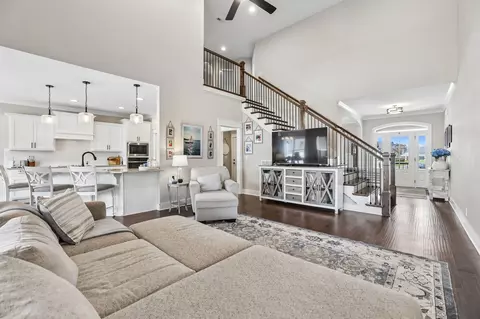 Entry Way - 2729 Carousel Dr, Murfreesboro, TN 37128 photo 4 of 10
