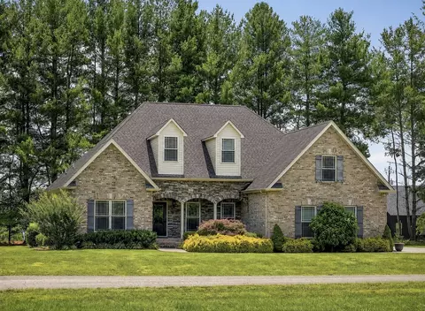139 Chestnut Oak Ave, Smithville, TN 37166