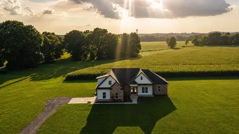 3371 Midland Rd, Shelbyville, TN 37160