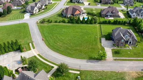 216 Hutchins Camp Trce, Clarksville, TN 37043