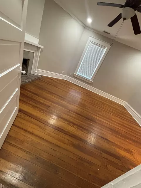 Bedroom - 2183 Harbert Ave, Memphis, TN 38104 photo 3 of 3