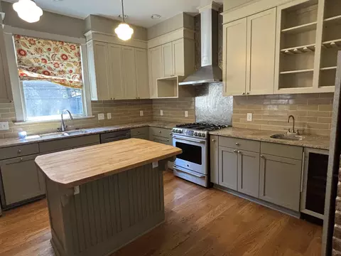 Kitchen - 2183 Harbert Ave, Memphis, TN 38104 photo 2 of 2