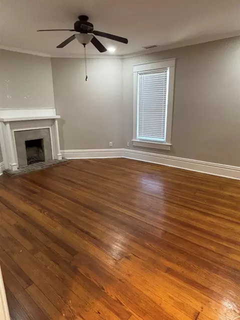Living - 2183 Harbert Ave, Memphis, TN 38104 photo 3 of 3