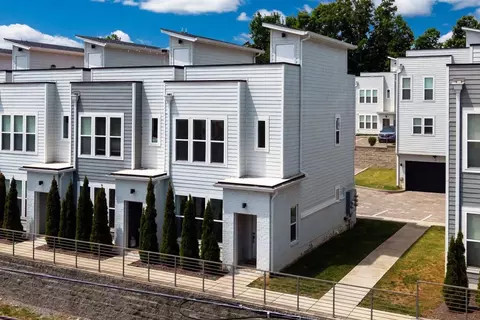 500 Creative Way #22, Madison, TN 37115