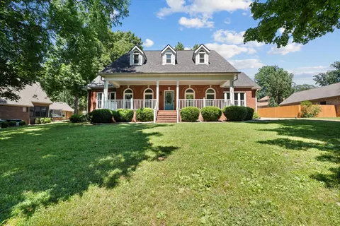 104 Oak Hill Dr, Smyrna, TN 37167