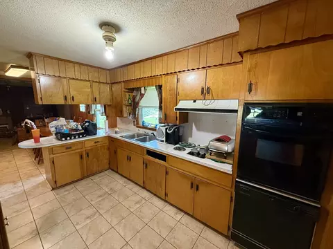 Kitchen - 59 Hardin Loop, Westpoint, TN 38486 photo 3 of 3