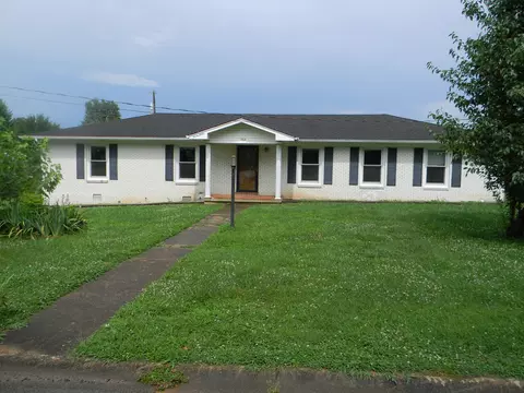 404 Shadow Dr N, Shelbyville, TN 37160