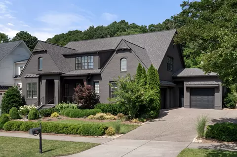 8928 Calendula Ln, College Grove, TN 37046