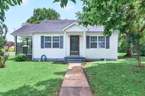 514 E Hogan St, Tullahoma, TN 37388