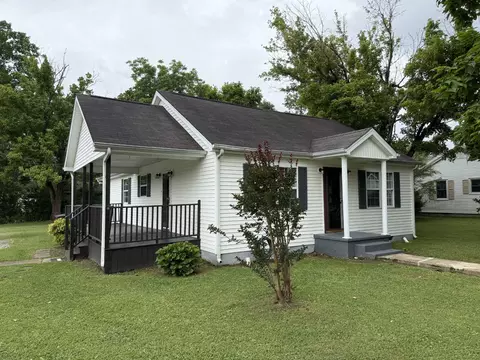514 E Hogan St, Tullahoma, TN 37388