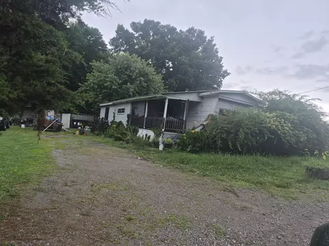 6944 Minor Hill Hwy, Goodspring, TN 38460