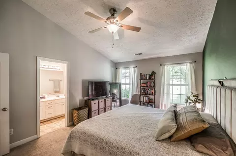 Bedroom - 110 Dimaggio Dr, Springfield, TN 37172 photo 2 of 5