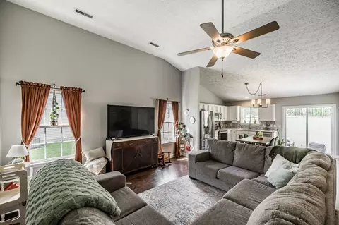 Other - 110 Dimaggio Dr, Springfield, TN 37172 photo 2 of 10