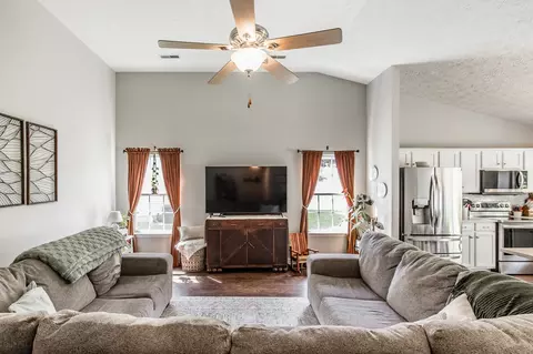 Other - 110 Dimaggio Dr, Springfield, TN 37172 photo 4 of 10
