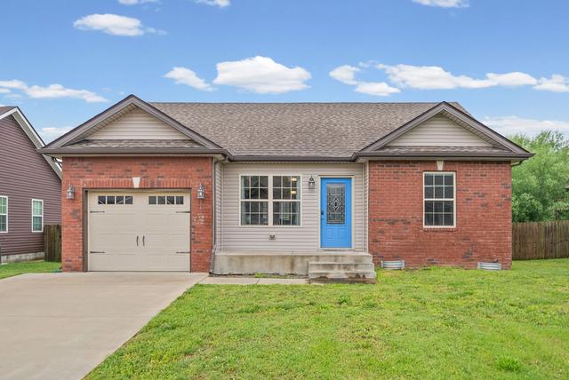 143 Ambridge St, Oak Grove, KY 42262